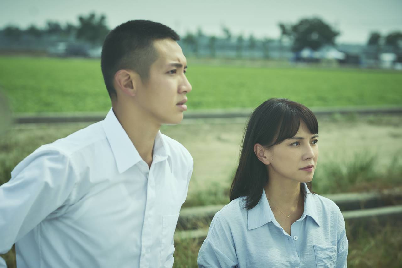 <Grit> 鱷魚 劇照